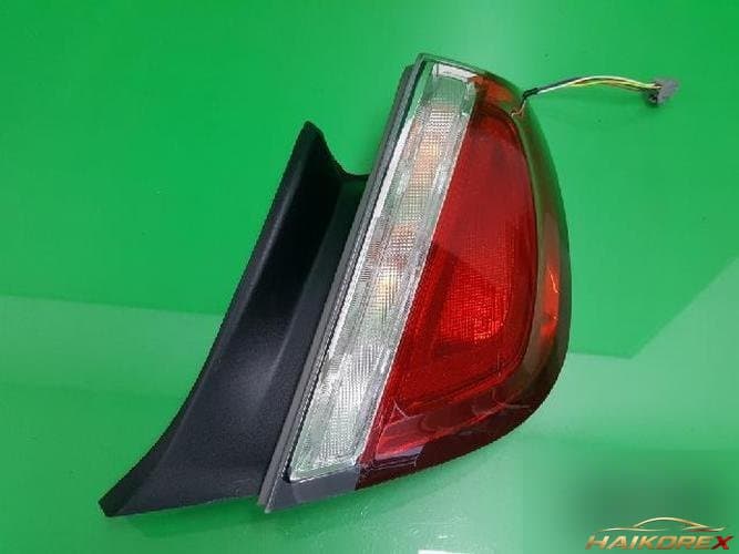 Ford MKS 2010 — комбинированный задний фонарь правый (пассажирский) 8A53 13B504 BA