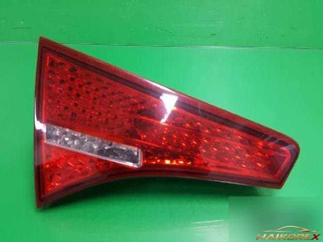 Kia K5 2012 — накладка двери задней левая 924032T000