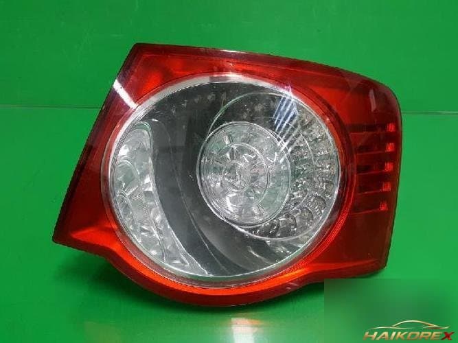 Volkswagen Jetta 2008 — комбинированный фонарь задний правый 1K5 945 096 M
