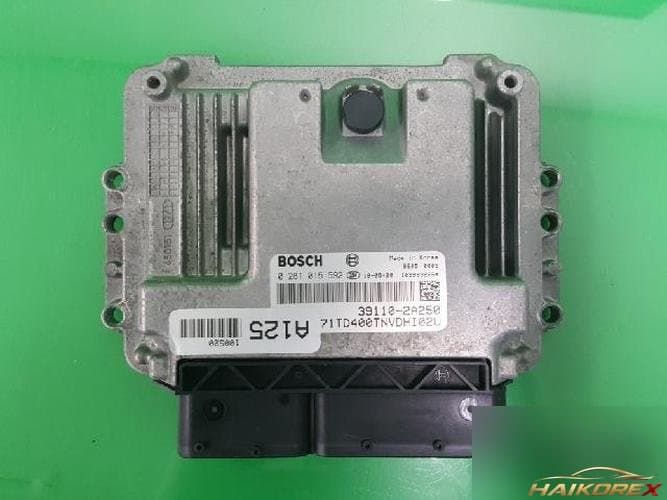 Kia Forte 2010 — блок управления двигателем ECU 39110 2A250 1