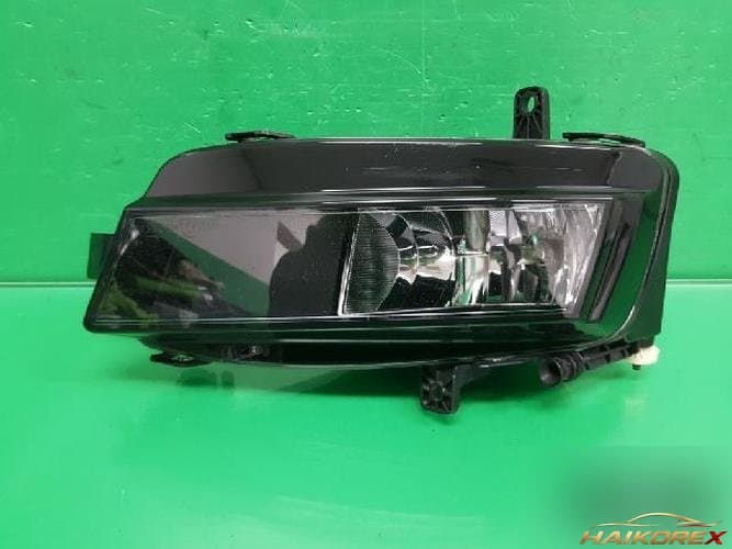 Volkswagen Golf 2014 — противотуманная фара правая (пассажирская) 5G0941661