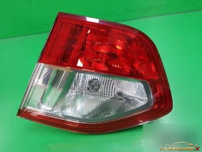 Renault SM3 2012 — задняя крышка багажника 265500017R