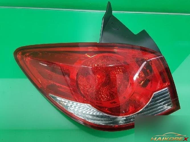 Chevrolet Cruze 2013 — комбинированный задний фонарь левый (водительский)