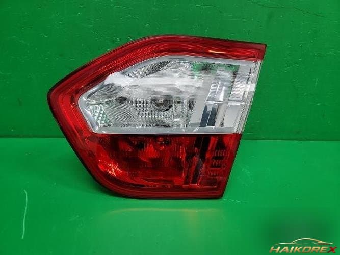 Renault SM3 2010 — задняя крышка багажника белая 265500017R