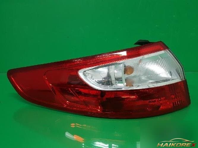 Renault SM3 2012 — комбинированный фонарь задний левый 265550016R