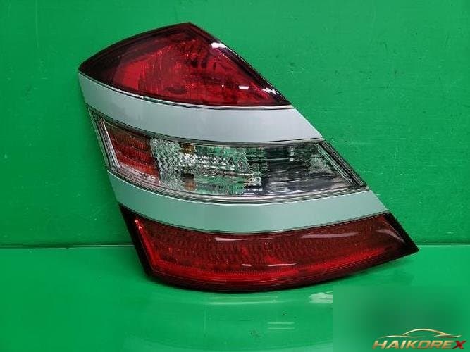 Mercedes-Benz S-Class 2010 — комбинированный фонарь задний левый (водительский) A2218200364