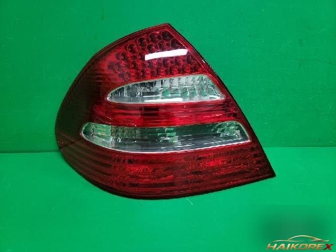 Mercedes-Benz E-класс 2005 — комбинированный фонарь задний левый A2118200564