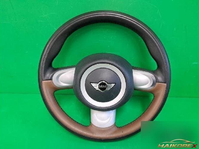 Mini Cooper 2010 — рулевое колесо