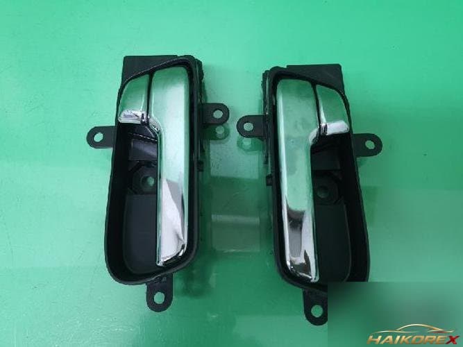 Renault SM7 2008 — дверной кэтч