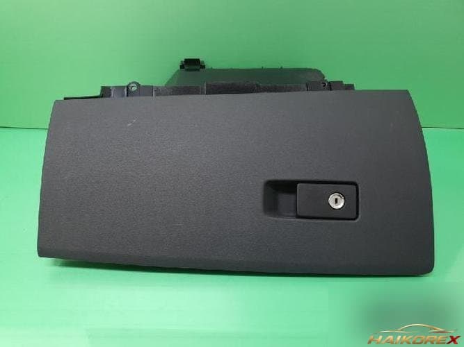 Volvo S80 2013 — бардачок 31305492