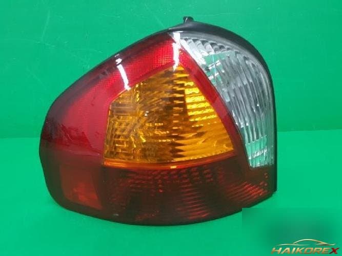 Hyundai Santa Fe 2003 — фонарь задний комбинированный левый (водительский)