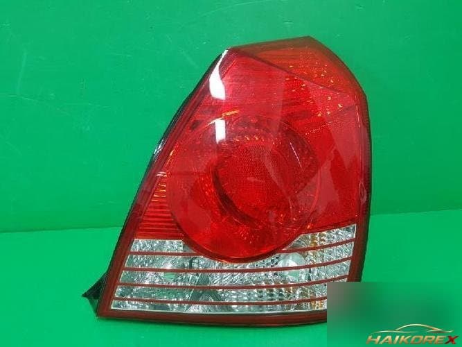 Hyundai Avante 2006 — комбинированный задний фонарь правый (пассажирский) 92402 2D500 8