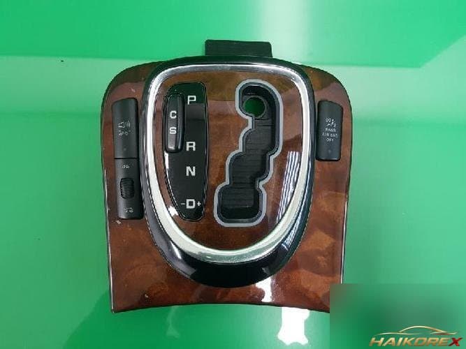 Mercedes-Benz S-Class 2008 — прочие детали A2208218758