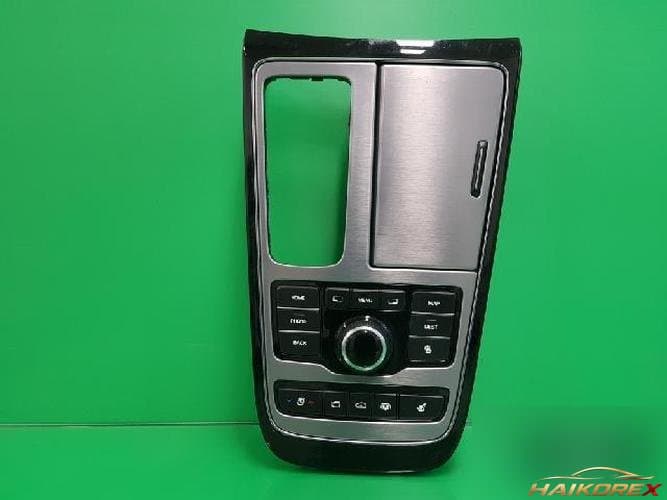 Hyundai Equus 2014 — панель приборов 84605-3NBK0