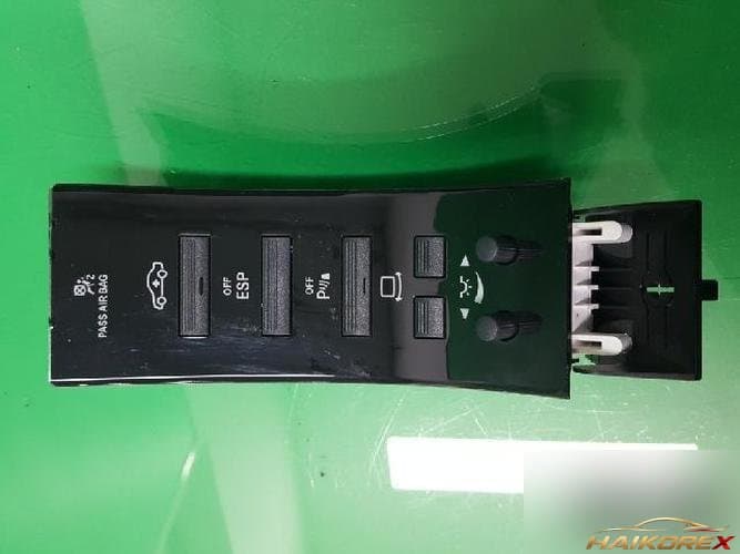 Mercedes-Benz S-Class 2006 — прочая деталь A2218202910
