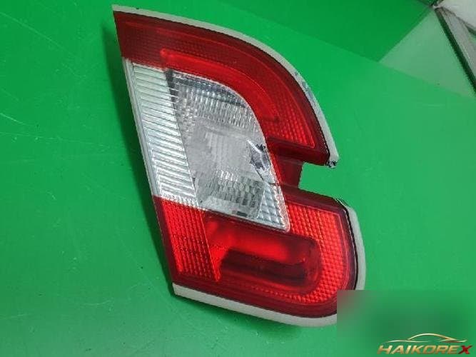 Ford Taurus 2010 — обивка задней двери левая