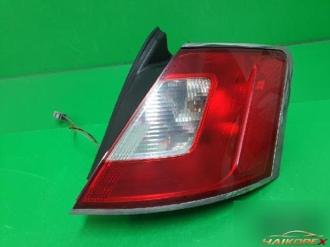 Ford Taurus 2010 — комбинированный фонарь задний правый AG13 13B504
