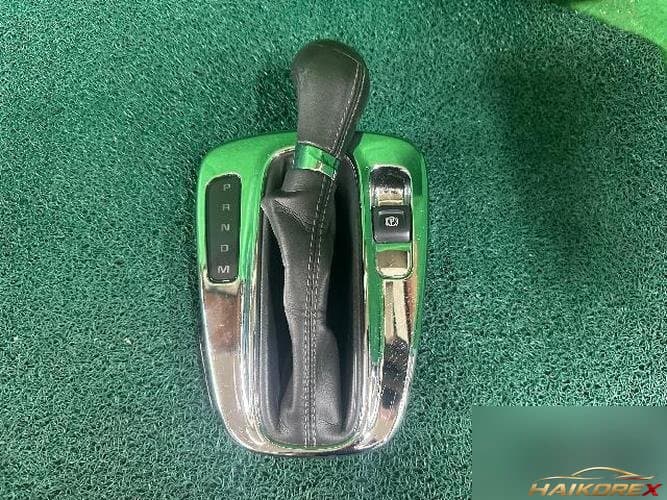 Chevrolet Malibu 2012 — рычаг переключения передач