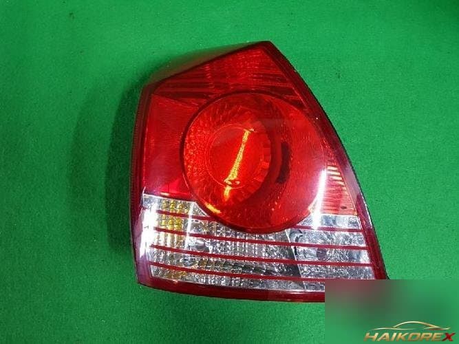Hyundai Avante 2005 — комбинированный фонарь задний левый 92401 2D500 10