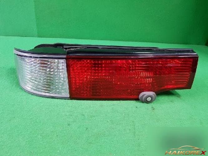 Hyundai Dynasty 2002 — фонарь задний комбинированный левый (4 контакта)