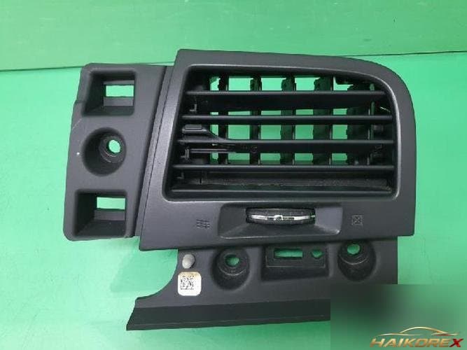 Ford MKS 2014 — панель приборов