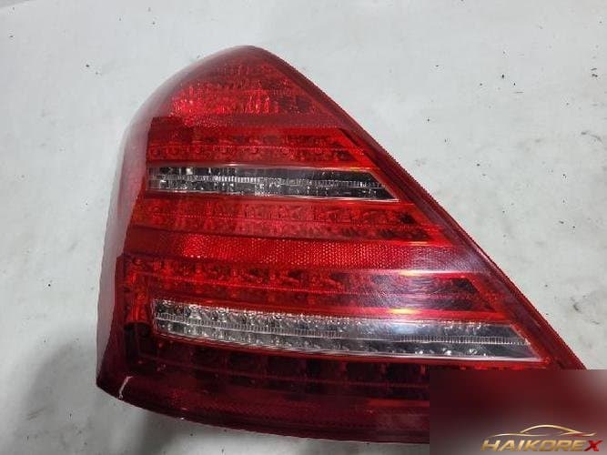 Mercedes Benz S-Class 2006 — комбинированный фонарь задний левый (сторона водителя)