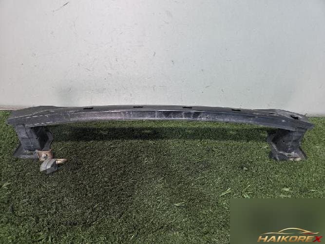 BMW 5 Series 2013 — направляющая бампера задняя 51127184769