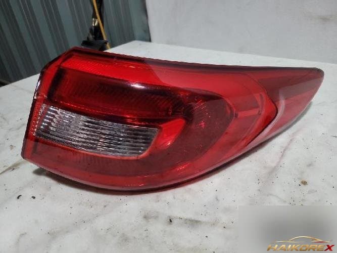 Hyundai Sonata LF 2015 — фонарь задний правый (комбинированный)