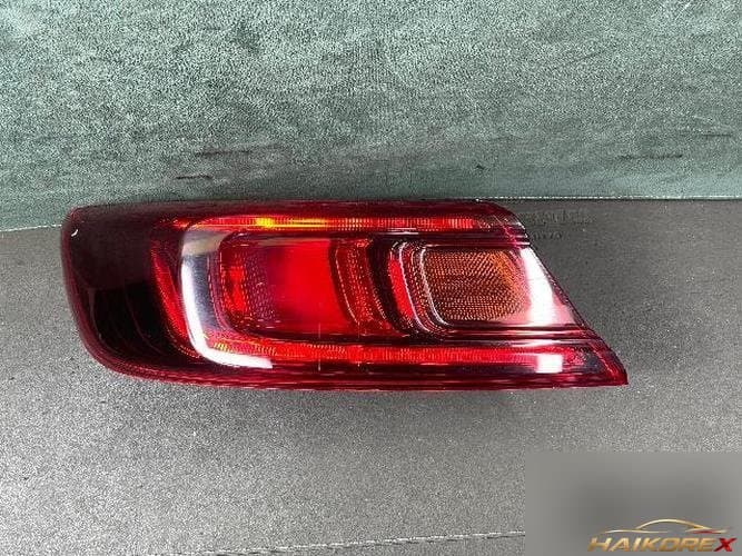 Renault SM6 2019 — комбинированный задний фонарь левый