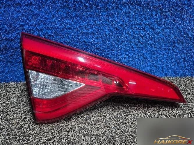 Hyundai Sonata 2016 — накладка задней двери (левая)