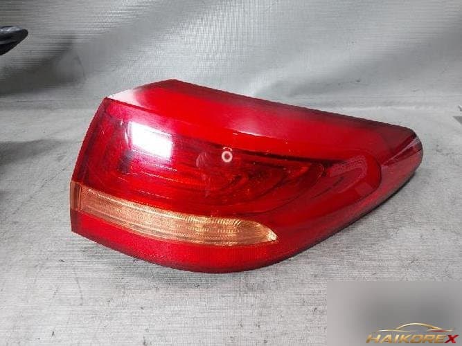 Kia K9 2013 — комбинированный фонарь задний правый (пассажирский)