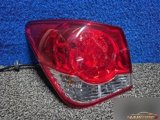 Chevrolet Cruze 2013 — задний фонарь левый