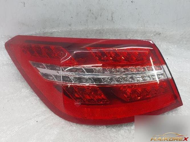 Mercedes-Benz E-Class 2011 — фонарь задний левый (комбинированный) A2078200164